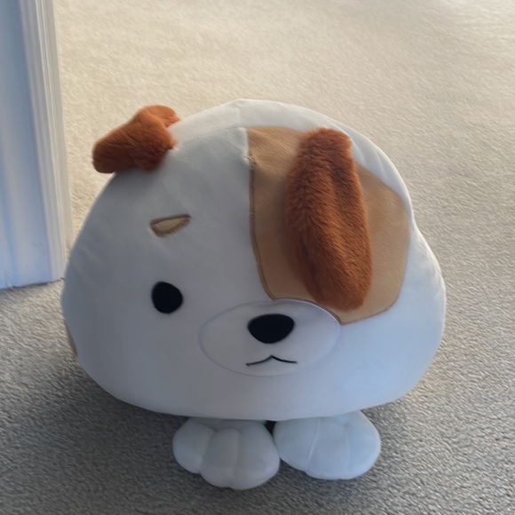 Hardly used dog pillow. Very fluffy and comfortable. - Picture 2 of 2